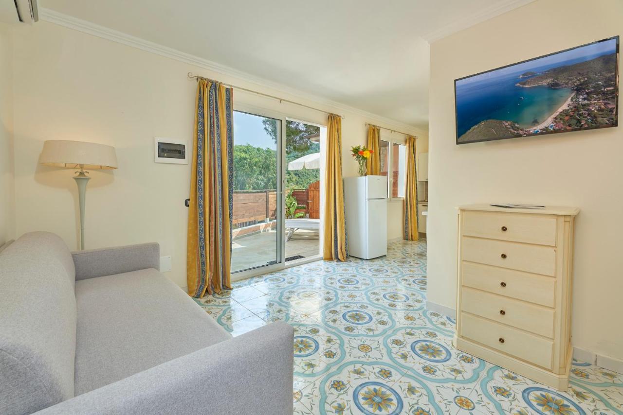 Camping Village Scaglieri Portoferraio Exterior photo