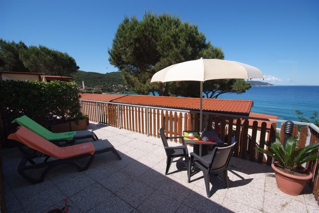 Camping Village Scaglieri Portoferraio Exterior photo