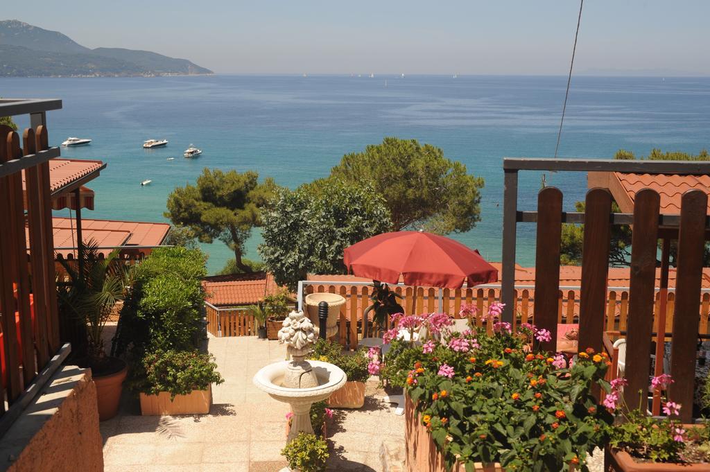 Camping Village Scaglieri Portoferraio Exterior photo