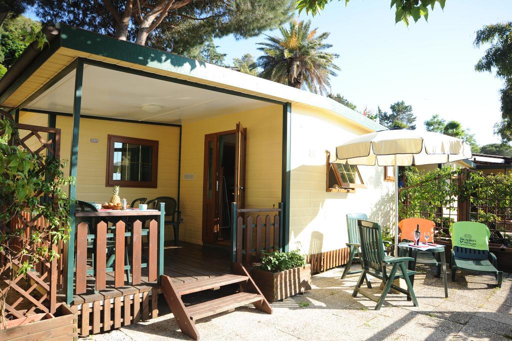 Camping Village Scaglieri Portoferraio Exterior photo