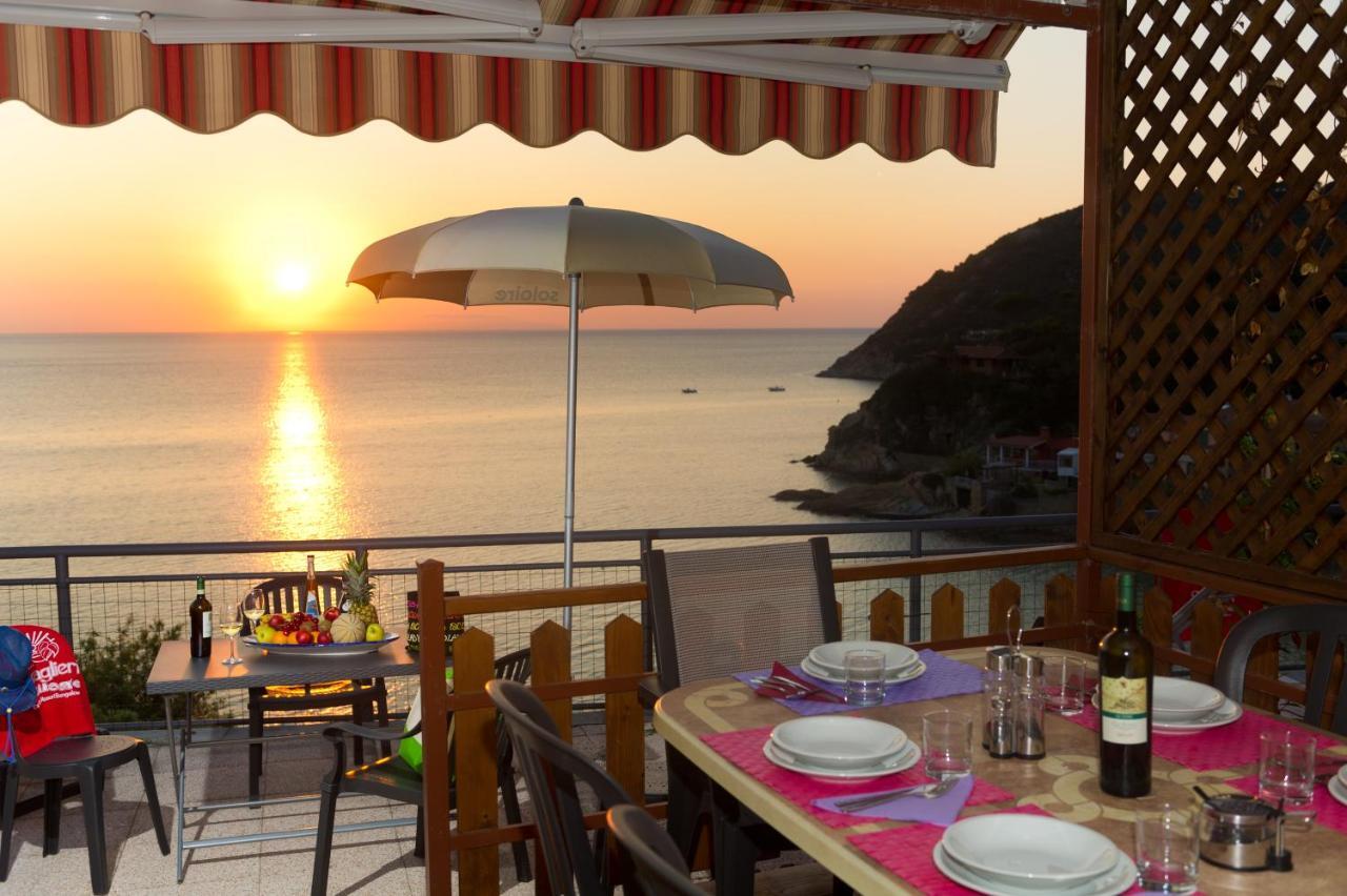 Camping Village Scaglieri Portoferraio Exterior photo